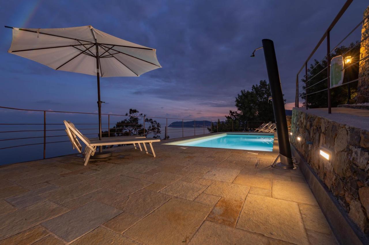 La Sterlizia Di Santa Croce Hotel Alassio Luaran gambar