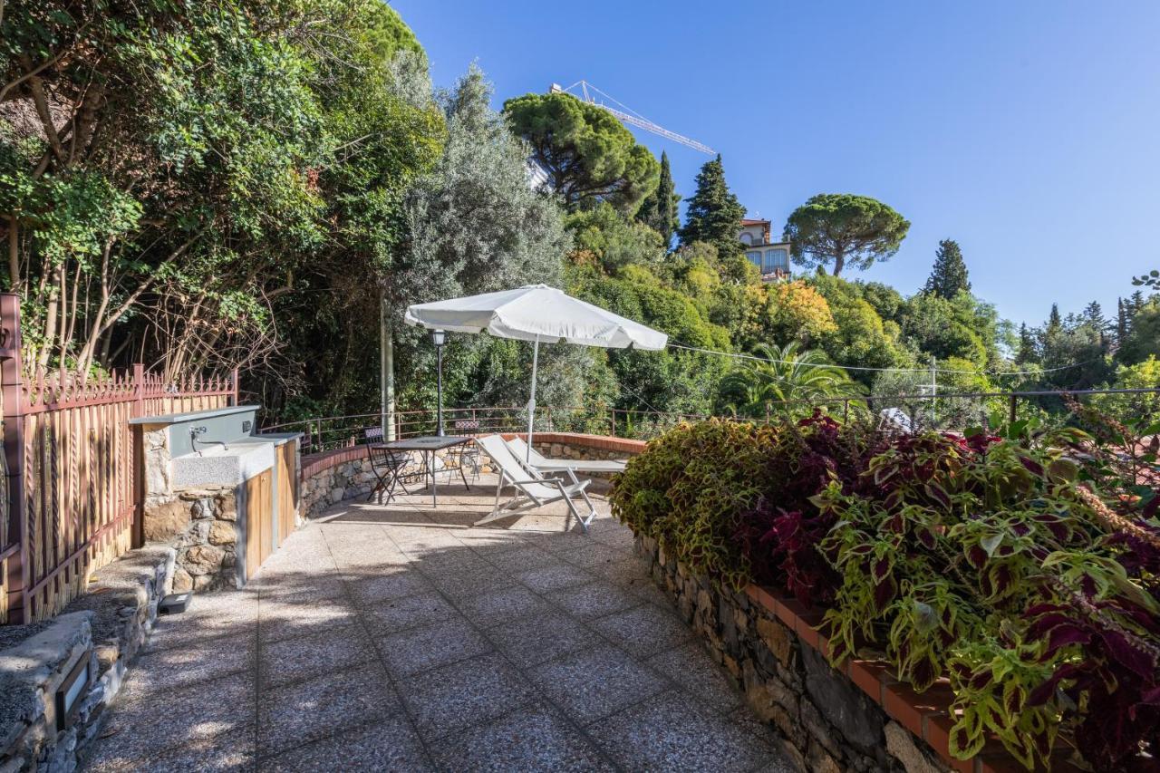 La Sterlizia Di Santa Croce Hotel Alassio Luaran gambar