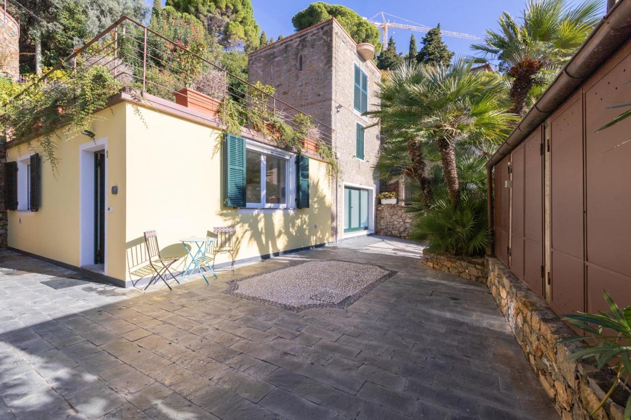 La Sterlizia Di Santa Croce Hotel Alassio Luaran gambar