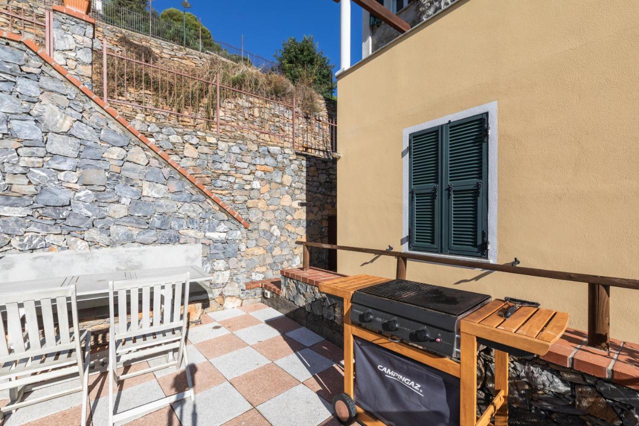 La Sterlizia Di Santa Croce Hotel Alassio Luaran gambar