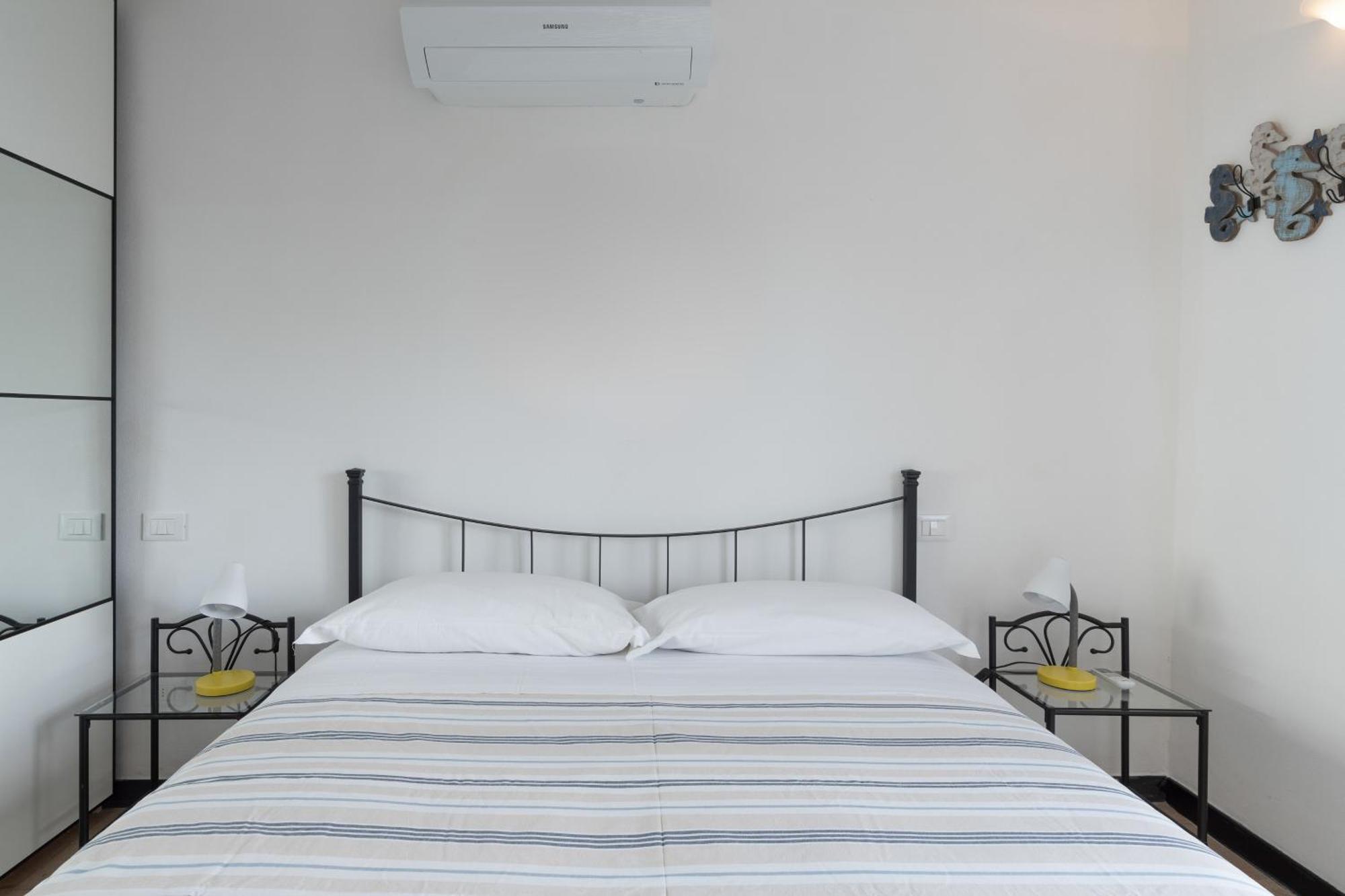 La Sterlizia Di Santa Croce Hotel Alassio Bilik gambar