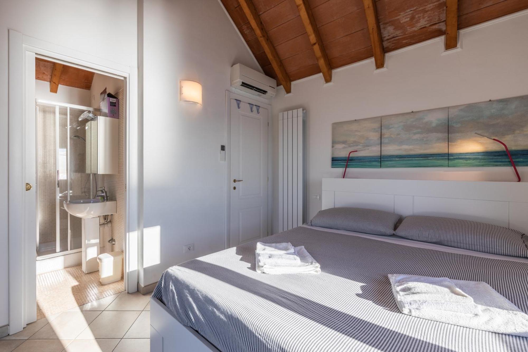 La Sterlizia Di Santa Croce Hotel Alassio Bilik gambar